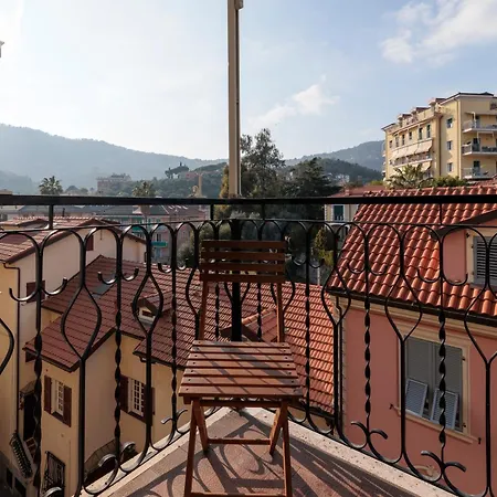 Hostdomus - Perla Bianca Apartment *